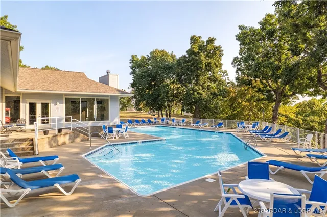 $425,000 | 344 Regatta Bay Drive, Unit 4D, Lake Ozark, MO 65049
