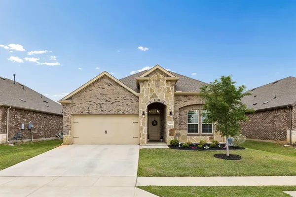 $349,000 | 10925 Autry Ridge Lane, Aubrey, TX 76227