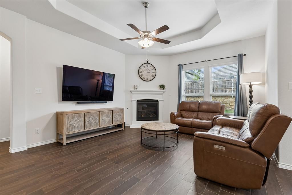 10925 Autry Ridge Lane Aubrey, TX 76227 - Photo 14 of 29