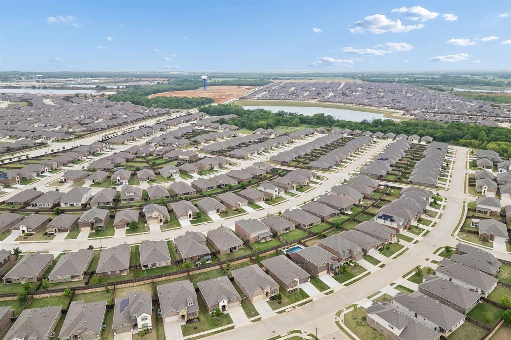 10925 Autry Ridge Lane Aubrey, TX 76227 - Photo 27 of 29