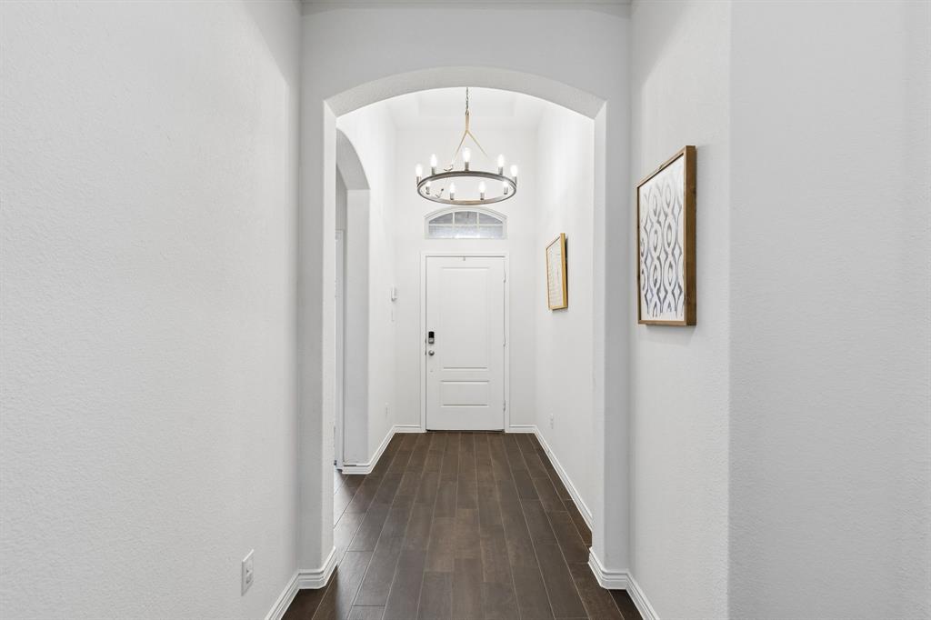 10925 Autry Ridge Lane Aubrey, TX 76227 - Photo 4 of 29