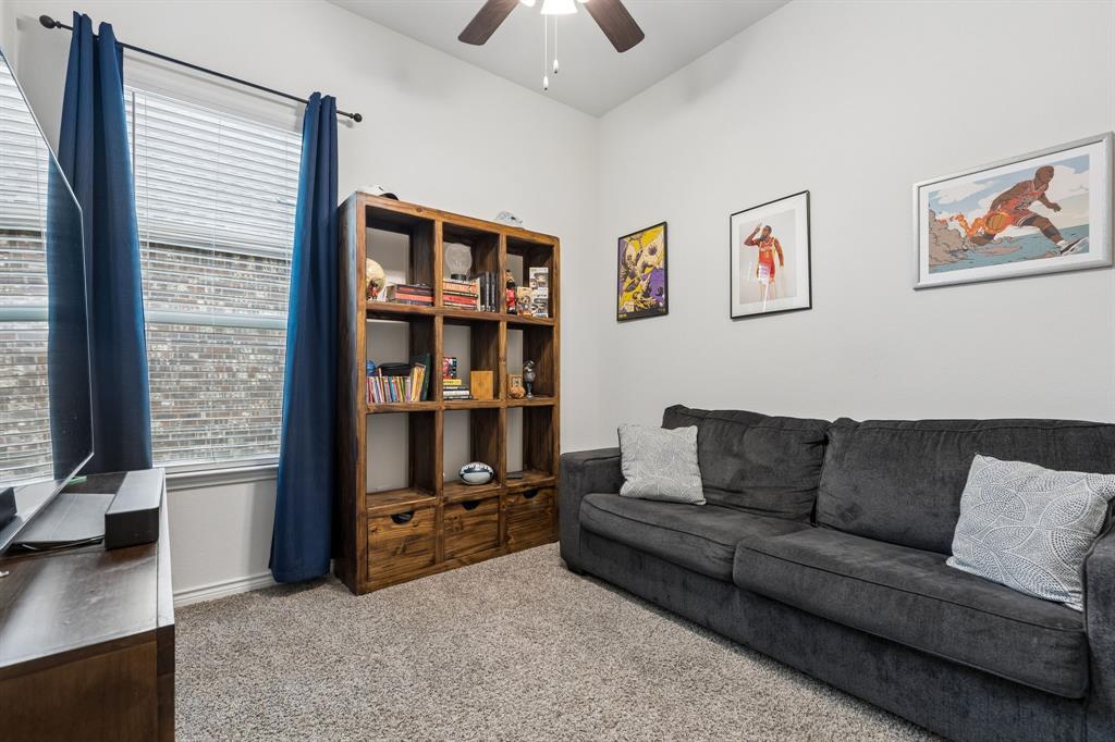 10925 Autry Ridge Lane Aubrey, TX 76227 - Photo 8 of 29