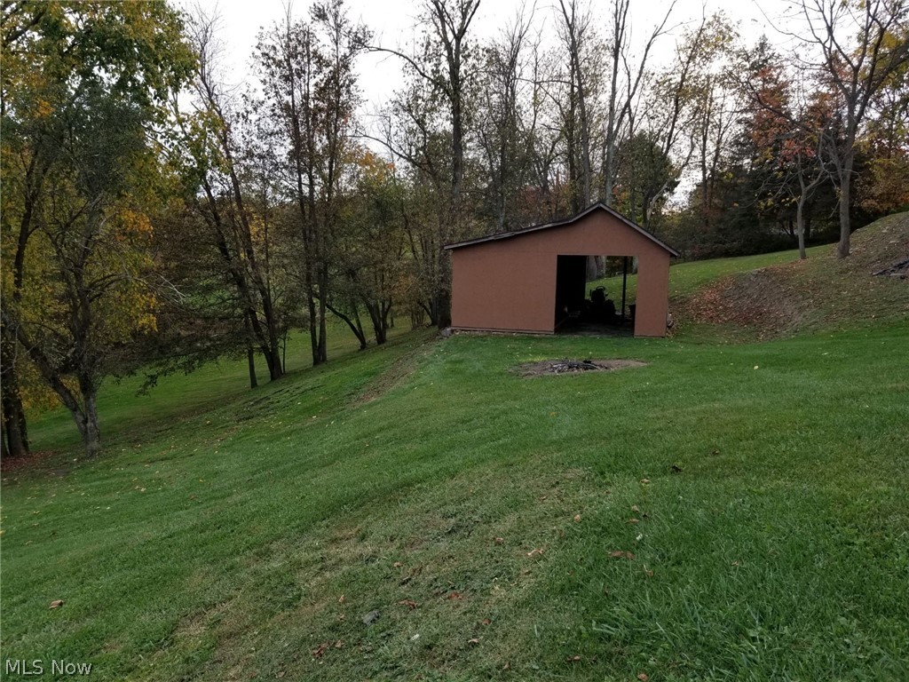 50295 Smith Road Negley, OH 44441 - Photo 6 of 27 Gallery Image 6