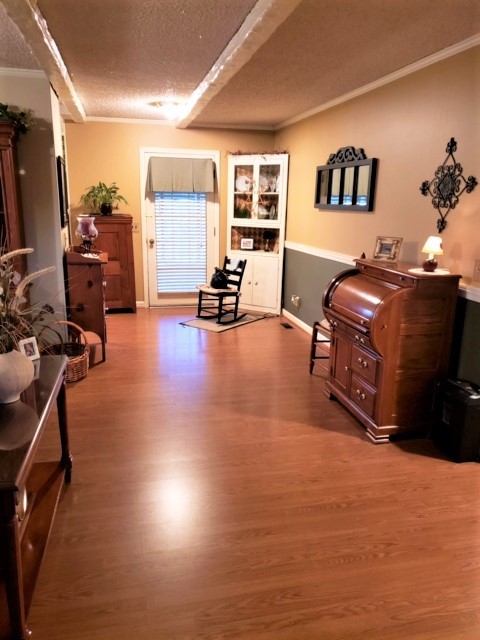 1931 Jarrell Road Lebanon, TN 37087 - Photo 23 of 35 a living room with furniture gym equipment and a large window