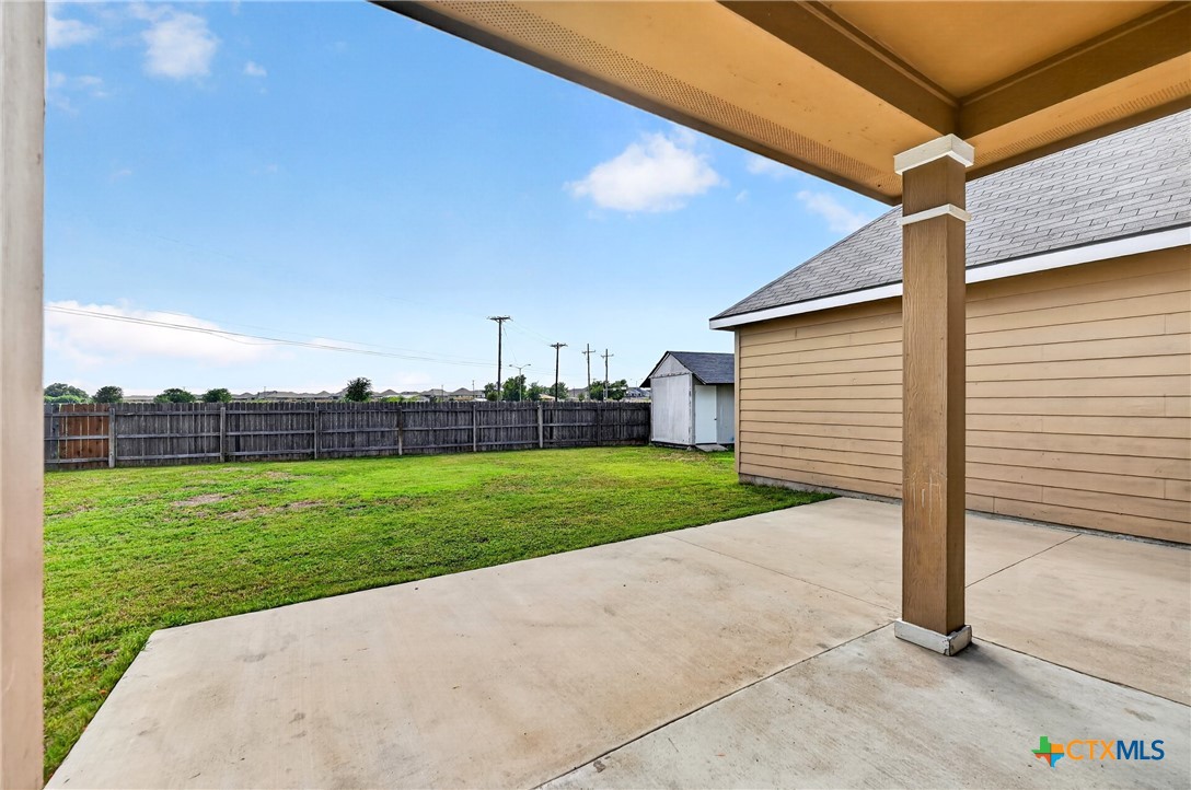 7905 Northgate Loop Temple, TX 76502 - Photo 37 of 39 Enjoy your covered back patio and expansive yard.