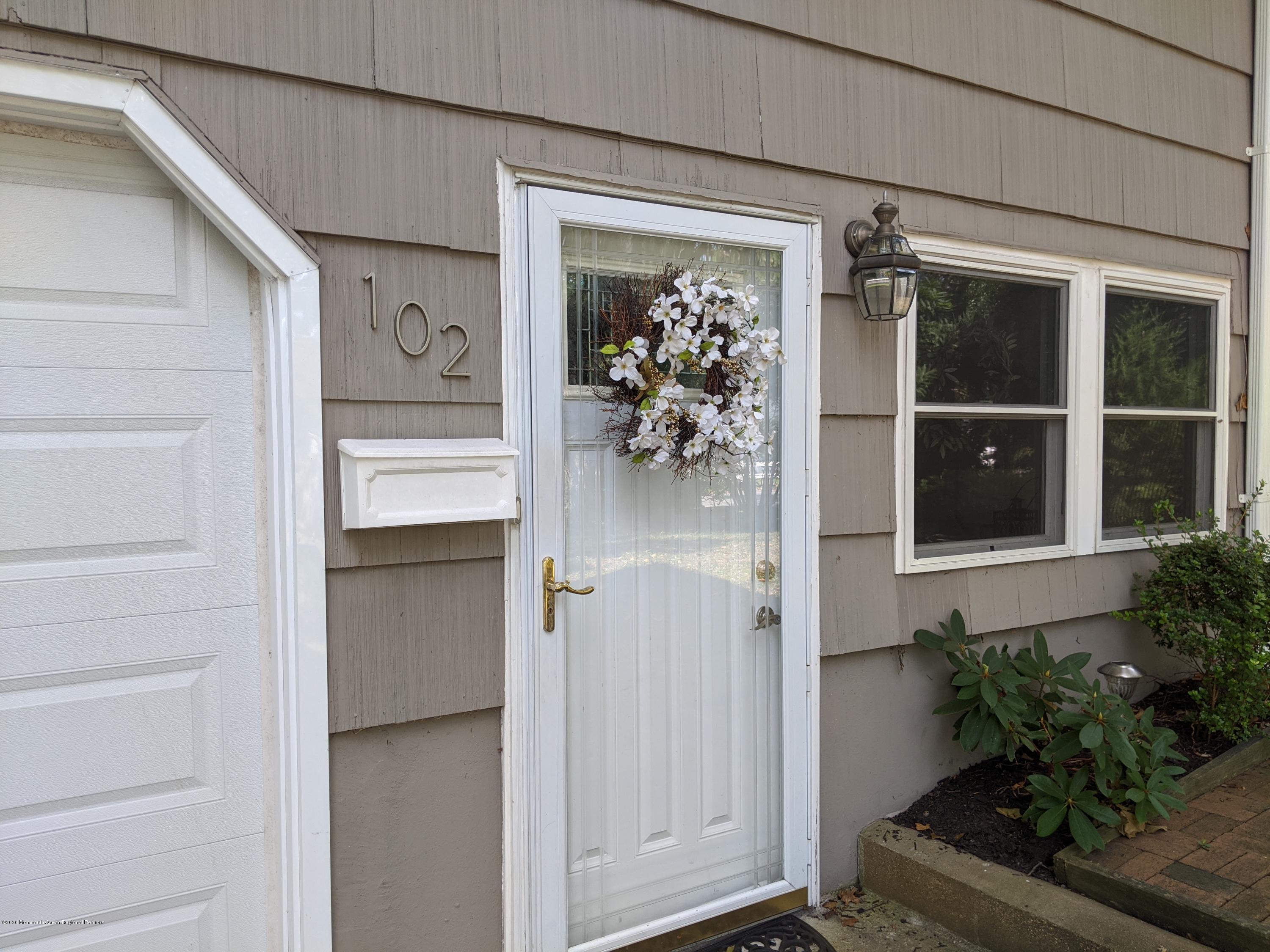 102 Lenape Trail Brielle, NJ 08730 - Photo 3 of 17 IMG_20200821_104857