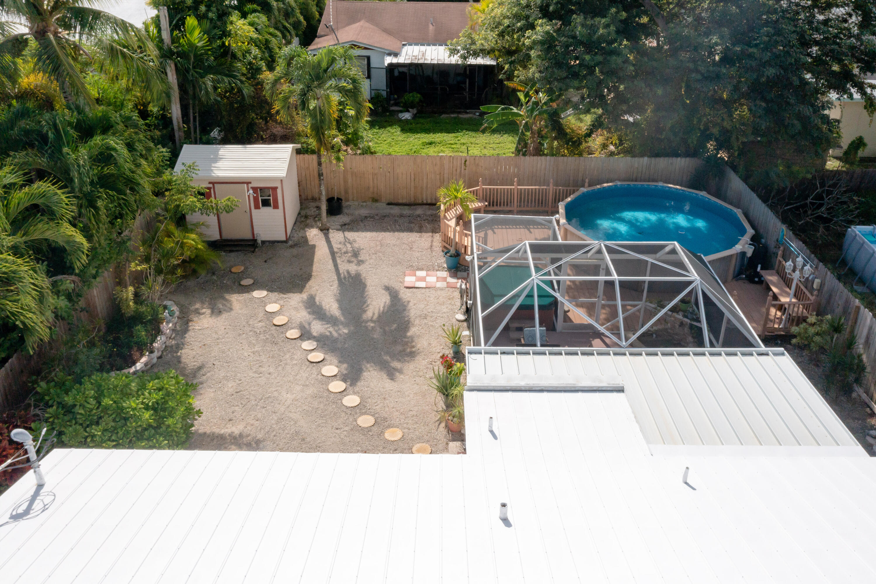 9 Abaco Road Key Largo, FL 33037 - Photo 3 of 24 BACK YARD