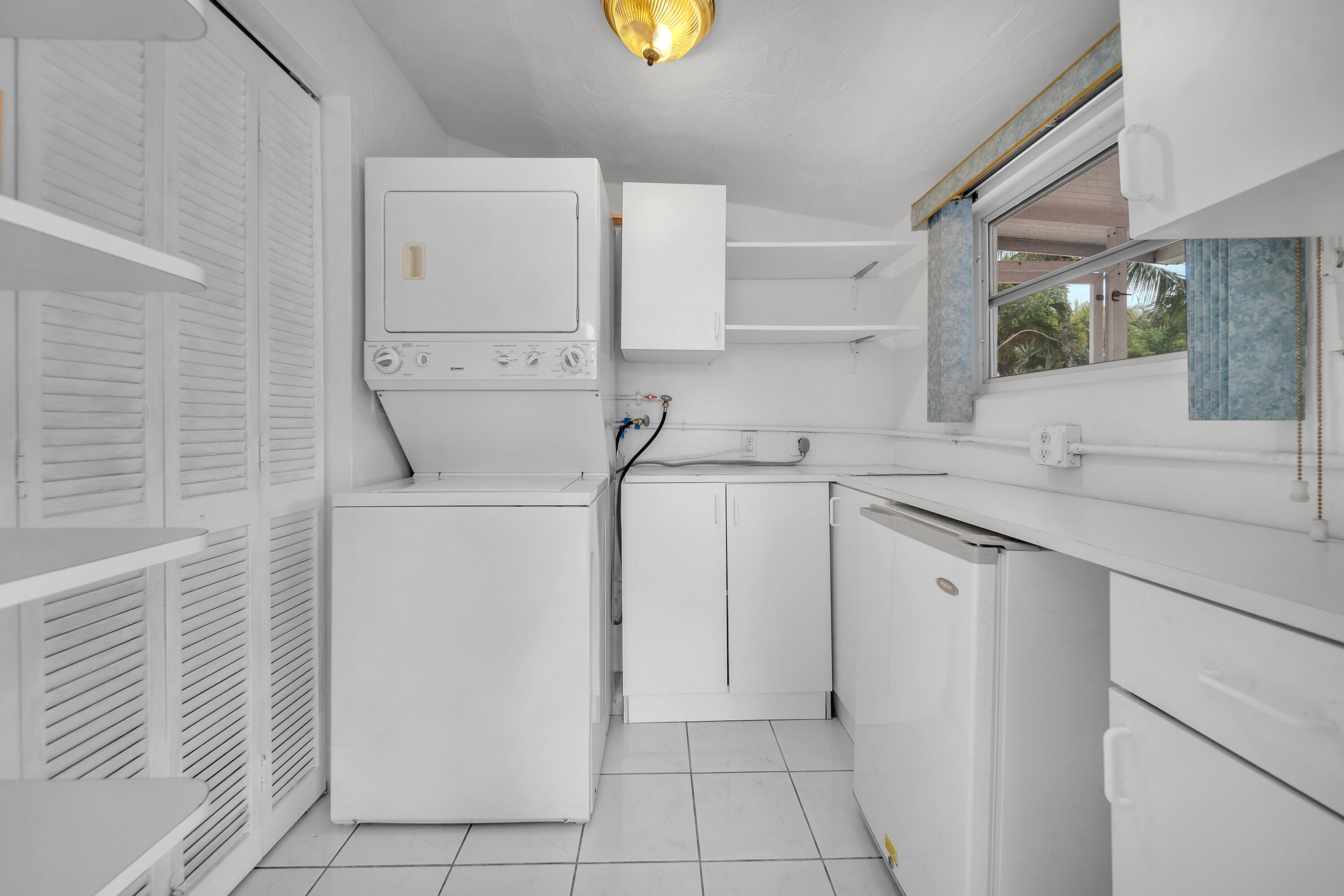 9 Abaco Road Key Largo, FL 33037 - Photo 24 of 24 LAUNDRY ROOM