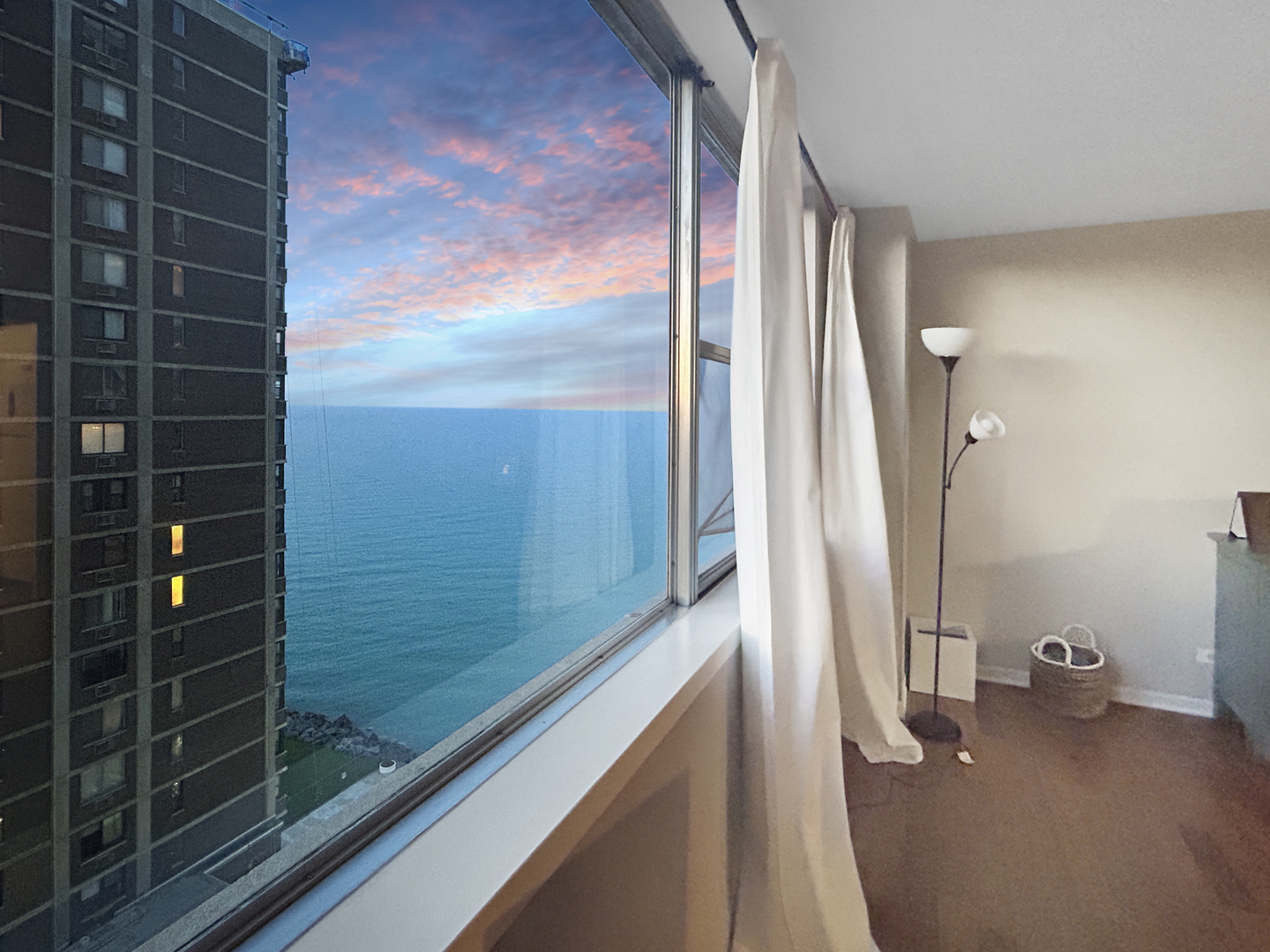6301 North Sheridan Road, Unit 15D Chicago, IL 60660 - Photo 6 of 15