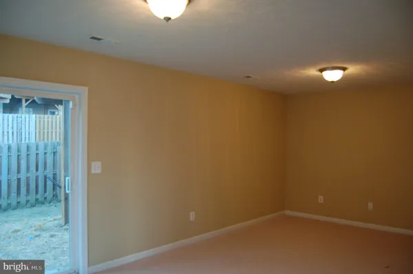 $2,600 | 104 Tradewinds Terrace, Stafford, VA 22554