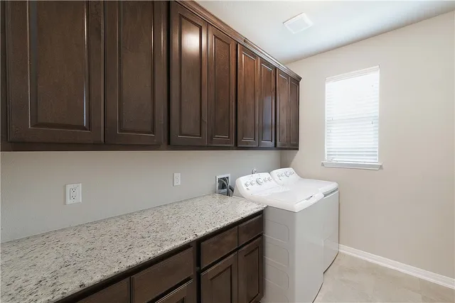 $2,900 | 20921 Brooklynn Melissa Drive, Pflugerville, TX 78660