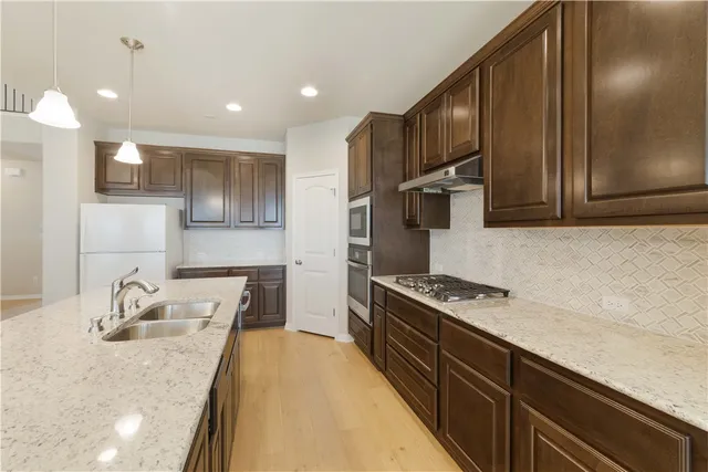 $2,900 | 20921 Brooklynn Melissa Drive, Pflugerville, TX 78660