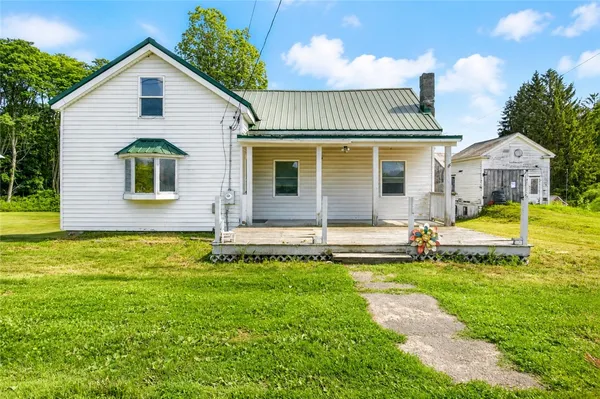 $159,000 | 952 County Highway, Burlington Flats, NY 13315