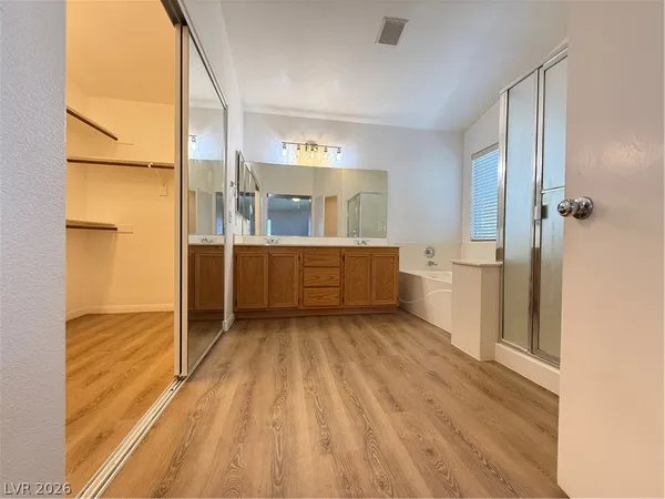 $2,350 | 9536 Sunshade Court, Las Vegas, NV 89147