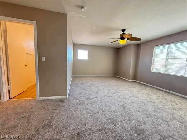 $2,350 | 9536 Sunshade Court, Las Vegas, NV 89147