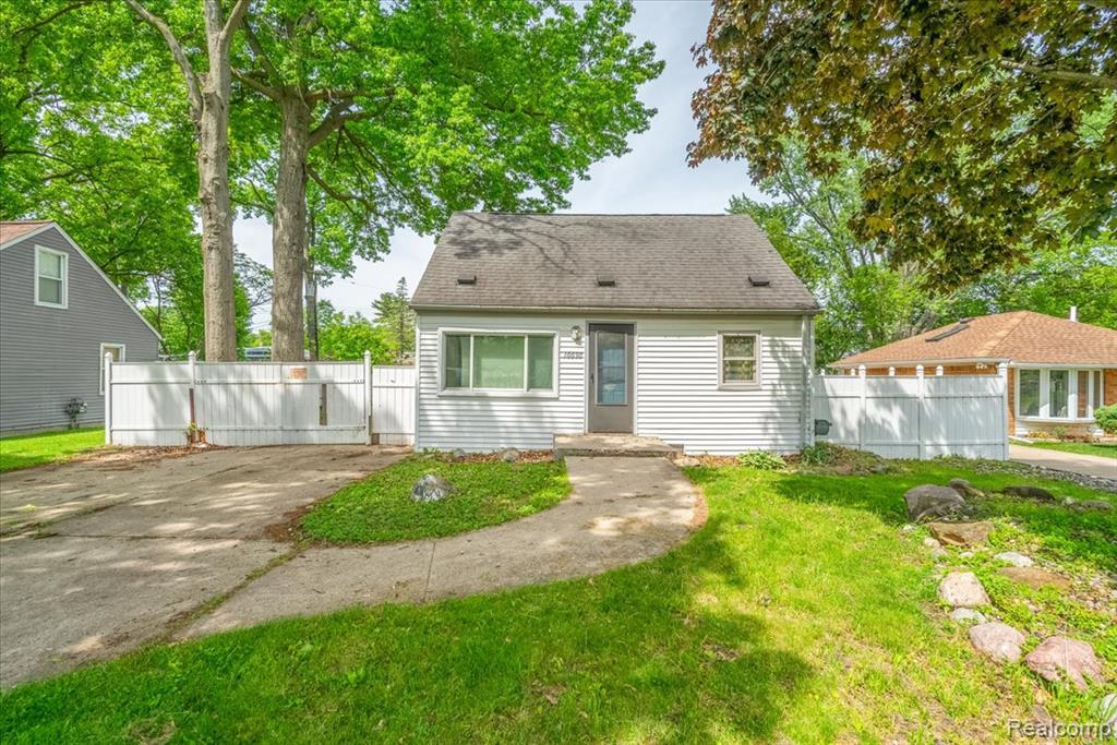 10090 Sterling Street Romulus, MI 48174 - Photo 17 of 25