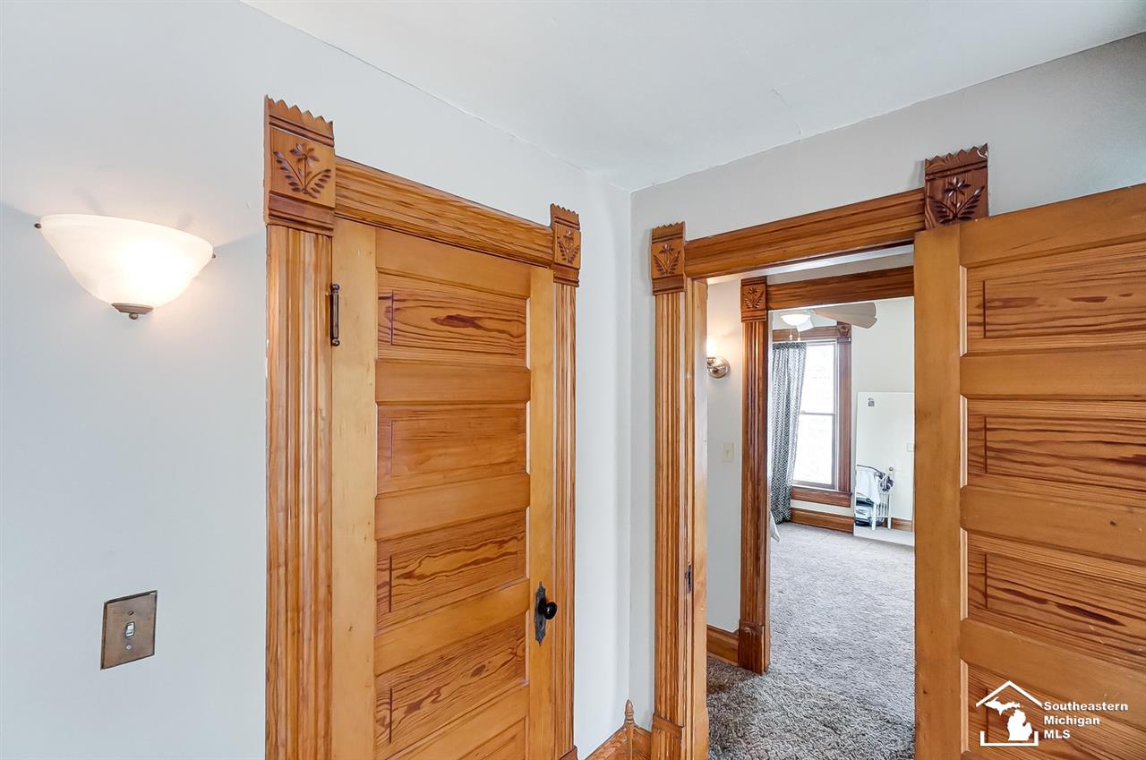 847 Laplaisance Road Monroe, MI 48161 - Photo 26 of 42 50004163-25.JPG