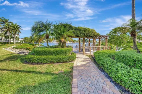 $1,999,000 | 1527 Estuary Trail, Delray Beach, FL 33483