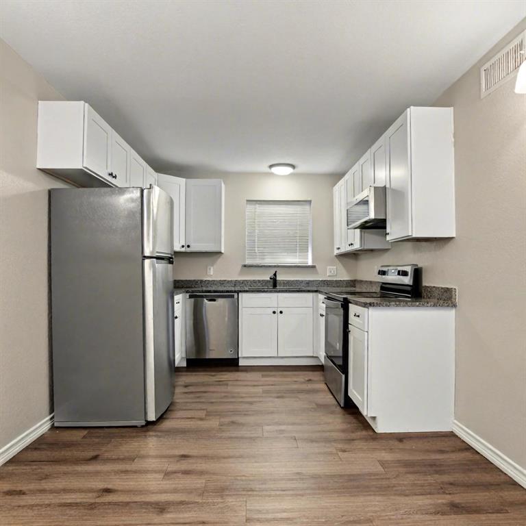 225 Bryan Street, Unit 6 Denton, TX 76201 - Photo 2 of 10