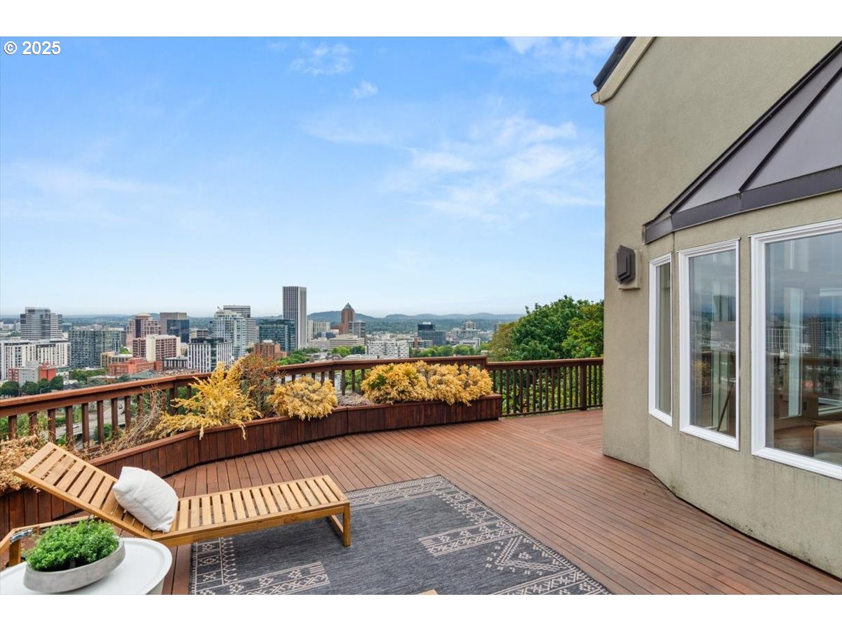 1558 Southwest Upper Hall Street Portland, OR 97201 - Photo 41 of 48 Gallery Image 41