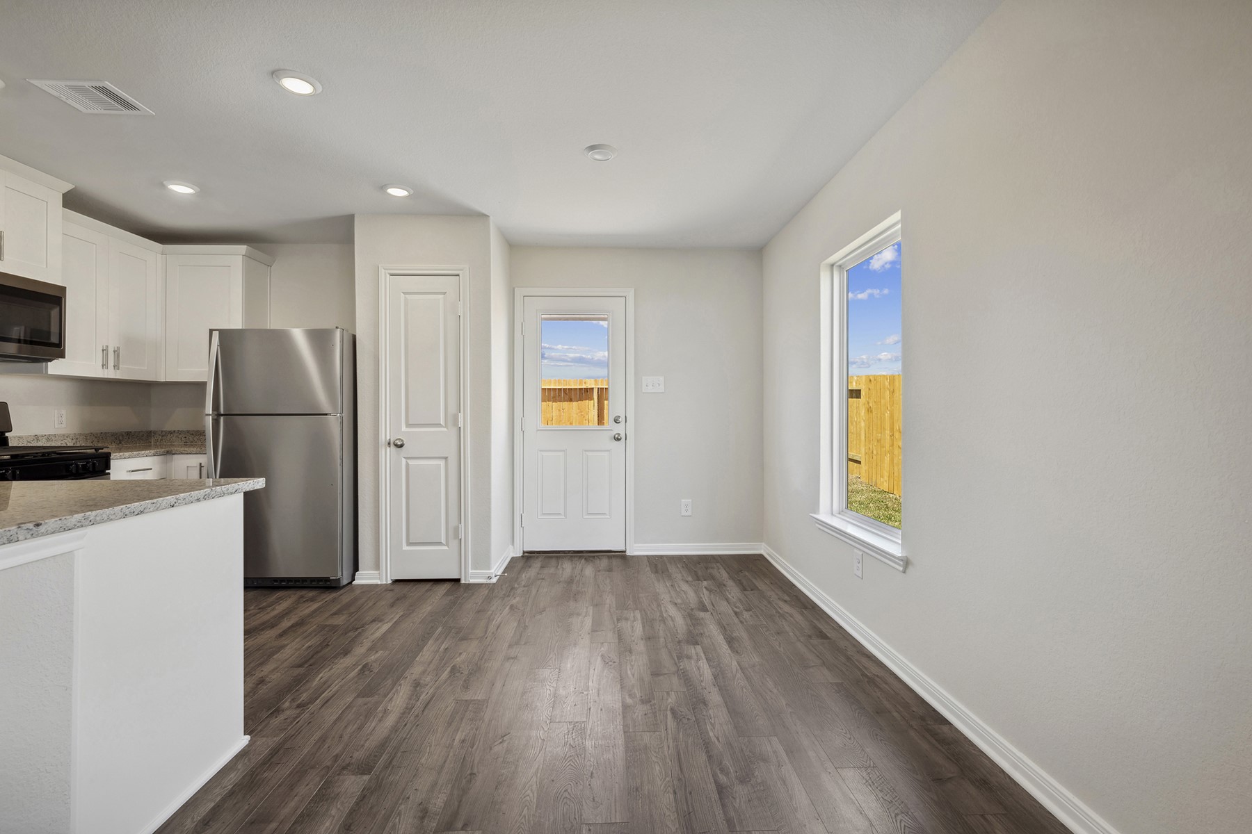 10343 Red Cardinal Drive Cleveland, TX 77328 - Photo 8 of 22