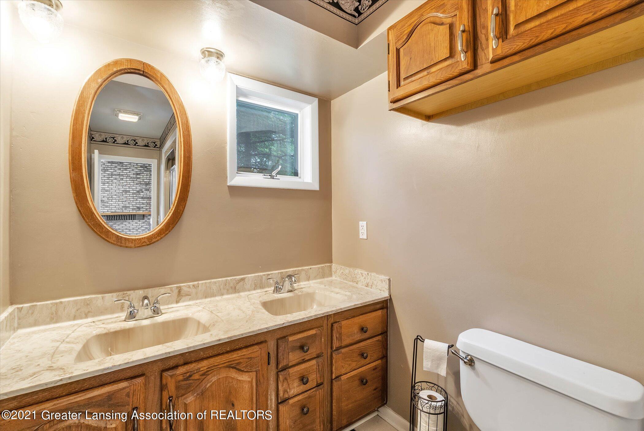 4576 Wilcox Road Holt, MI 48842 - Photo 20 of 34 26-4576 Wilcox Rd-WindowStill-Real-Estat