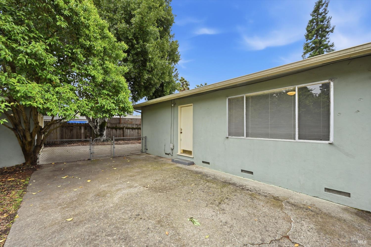 320 Shortt Road Santa Rosa, CA 95405 - Photo 21 of 24