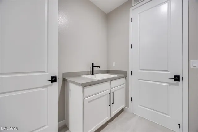 $862,500 | 10351 Hanging Lake Street, Las Vegas, NV 89166