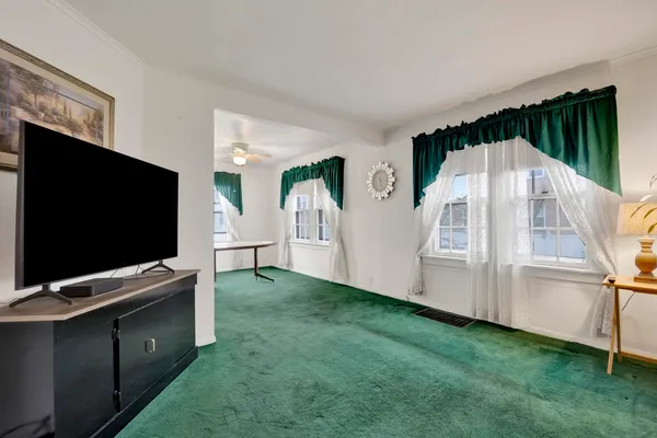 $339,999 | 3454 North Ottawa Avenue, Chicago, IL 60634
