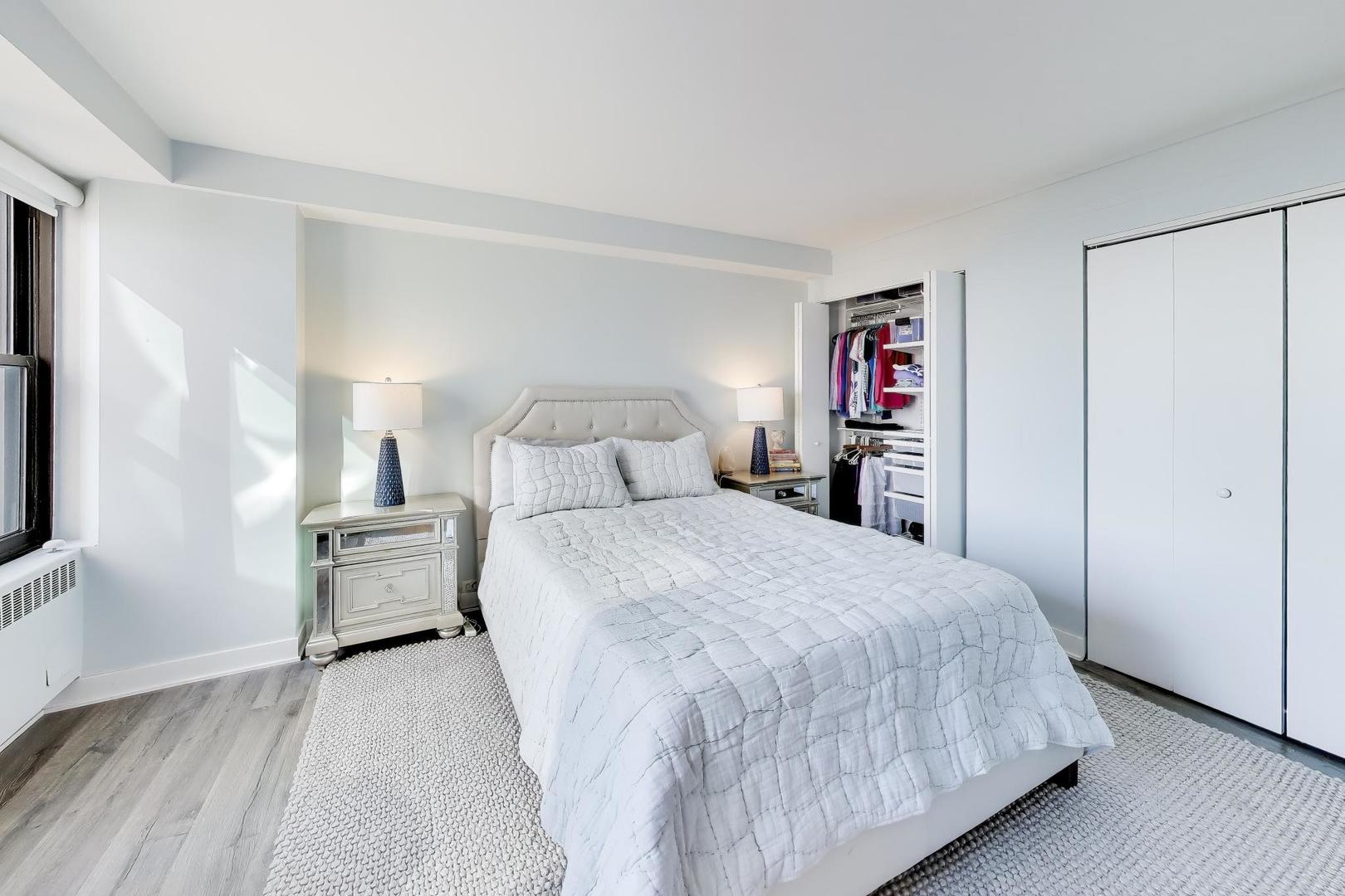 1540 North State Parkway, Unit 14D Chicago, IL 60610 - Photo 15 of 29