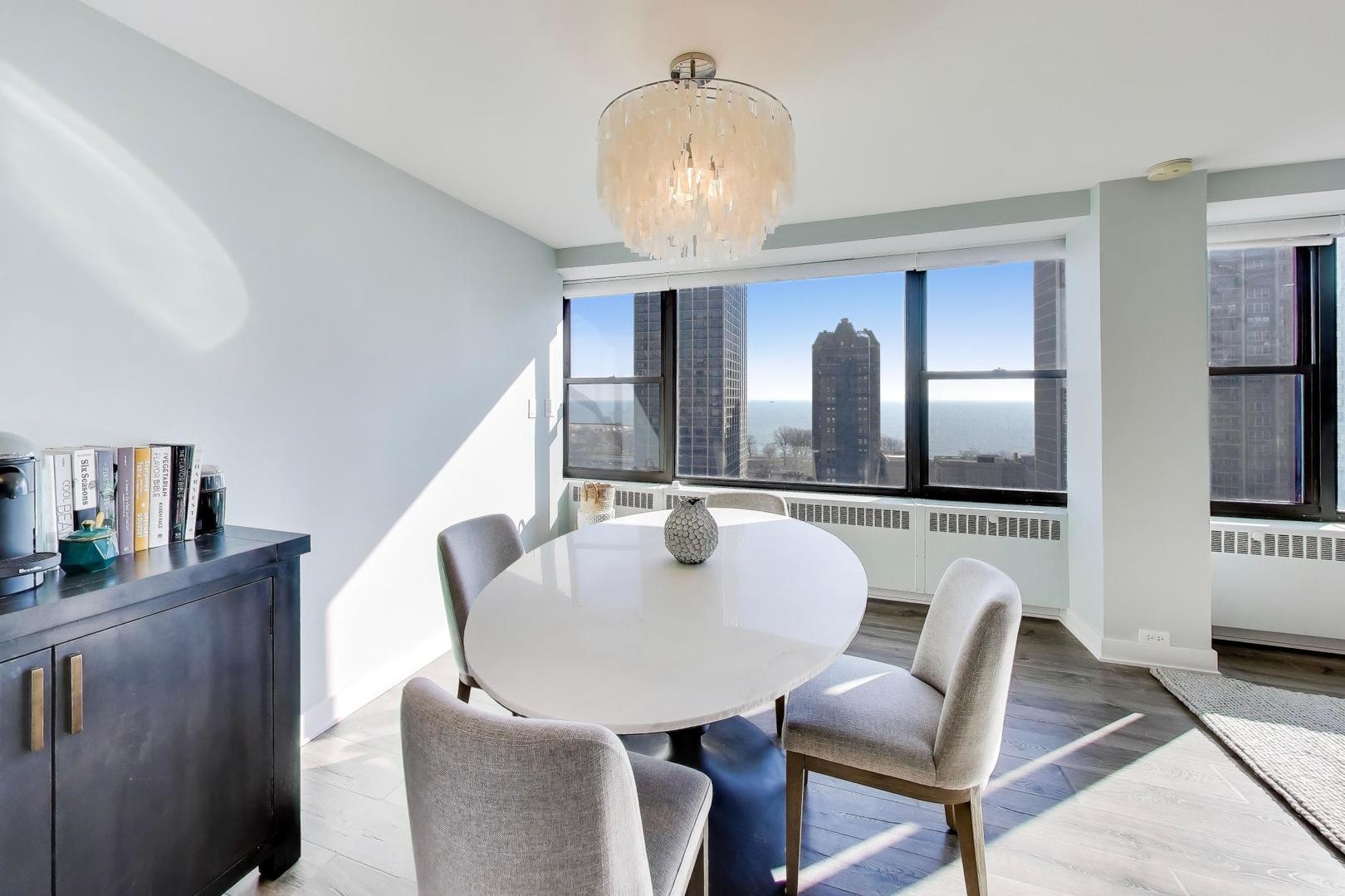 1540 North State Parkway, Unit 14D Chicago, IL 60610 - Photo 8 of 29