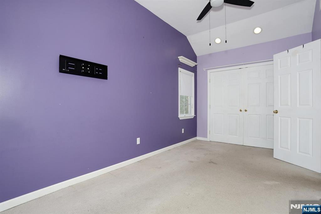 396 Burlington Road Paramus, NJ 07652 - Photo 26 of 46