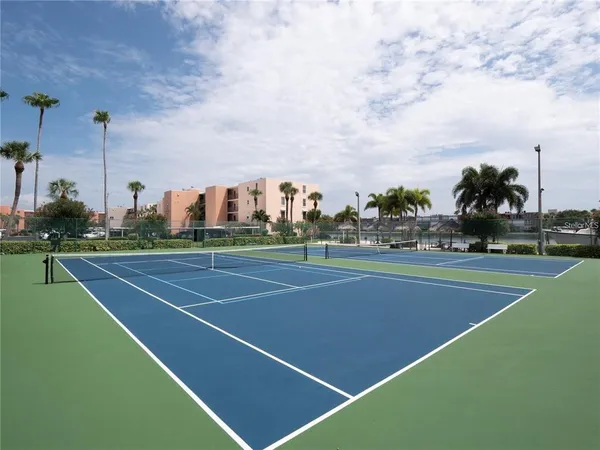 a view of a tennis court