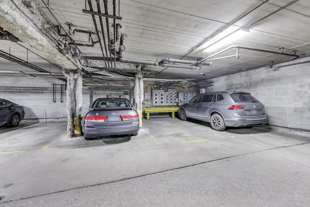 $4,950 | 816 West Hubbard Street, Unit 5, Chicago, IL 60642