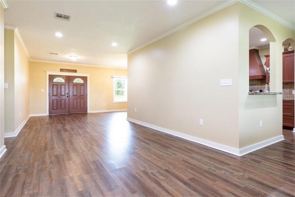 5063 Mattie Reeves Road Lake Charles, LA 70611 - Photo 3 of 20 Gallery Image 3