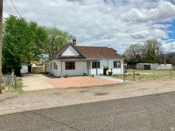 $299,900 | 25 South 100 East, Redmond, UT 84652