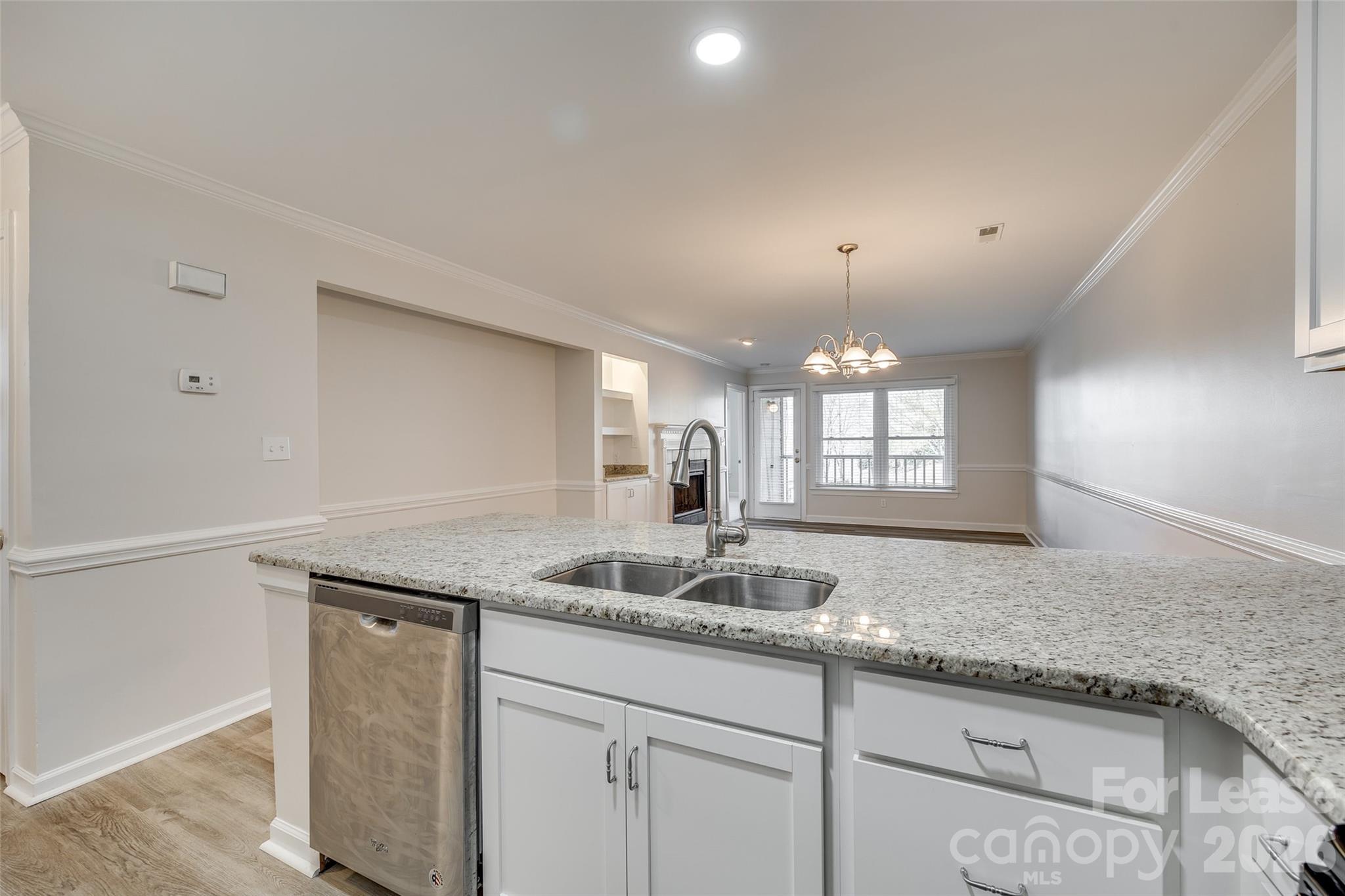 13822 Queens Harbor Road, Unit D Charlotte, NC 28278 - Photo 12 of 37