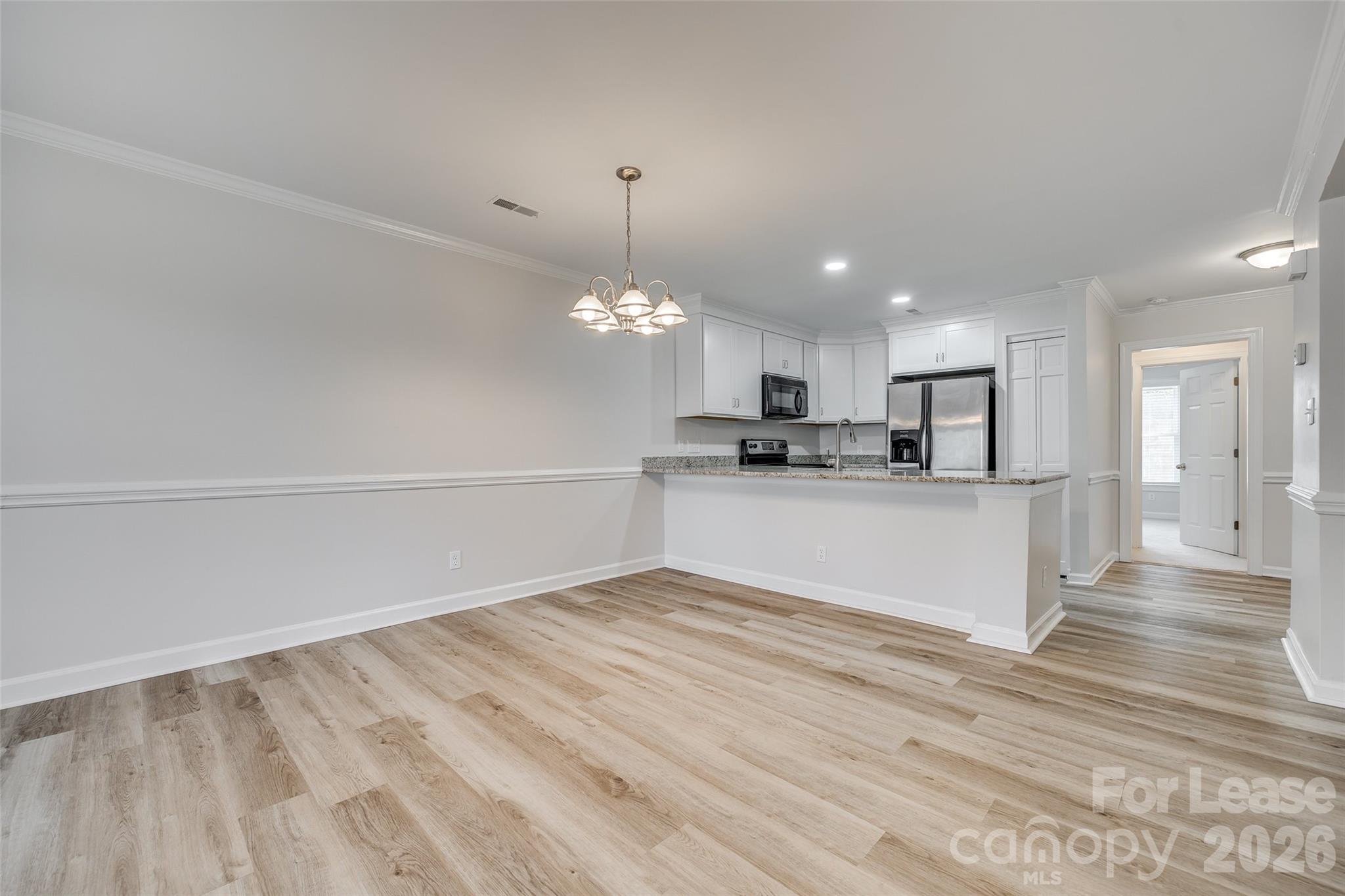 13822 Queens Harbor Road, Unit D Charlotte, NC 28278 - Photo 14 of 37