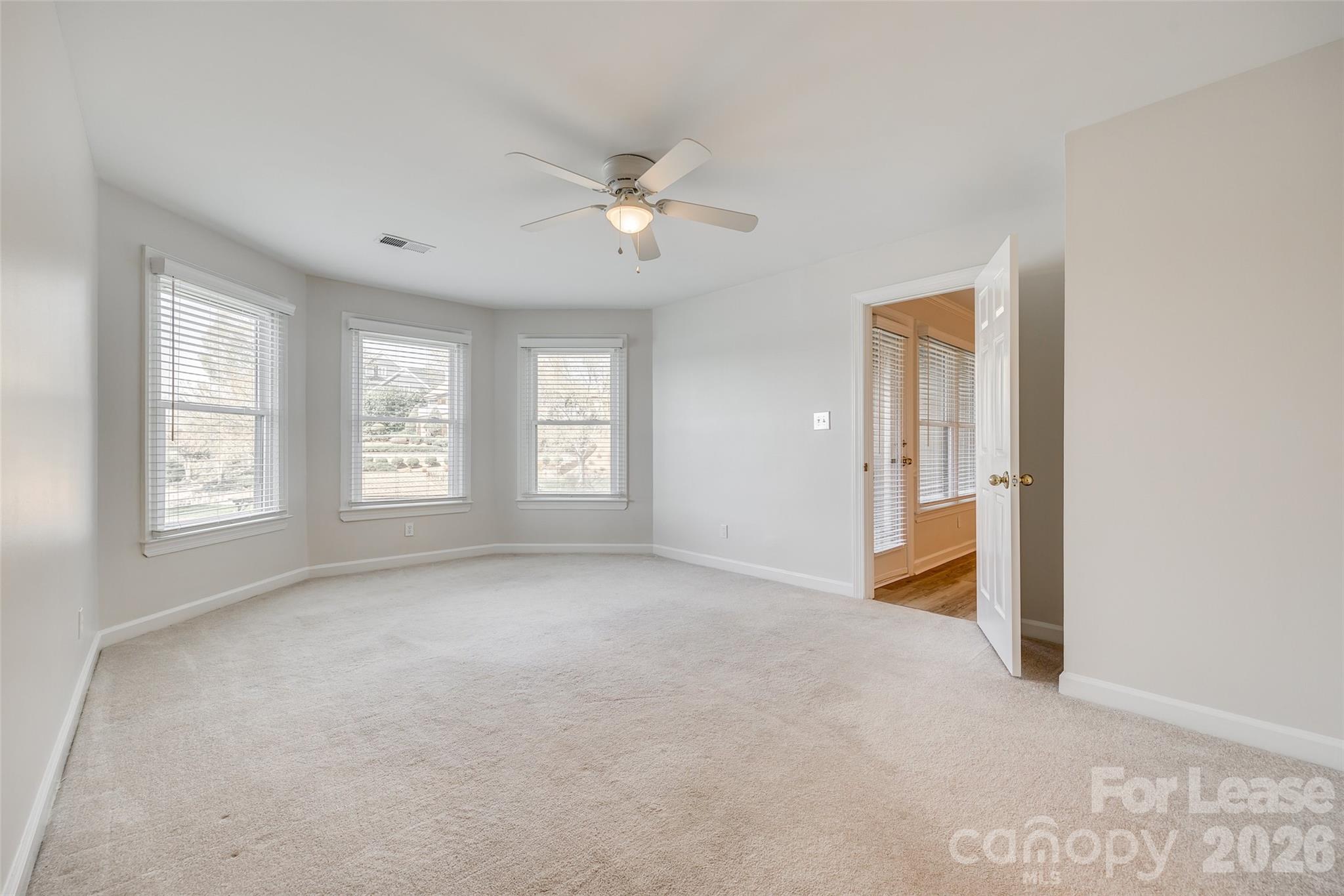 13822 Queens Harbor Road, Unit D Charlotte, NC 28278 - Photo 20 of 37