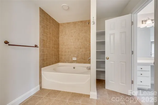 $2,100 | 13822 Queens Harbor Road, Unit D, Charlotte, NC 28278