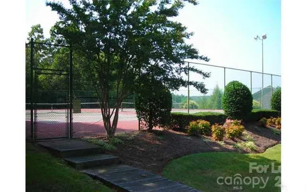 $2,100 | 13822 Queens Harbor Road, Unit D, Charlotte, NC 28278
