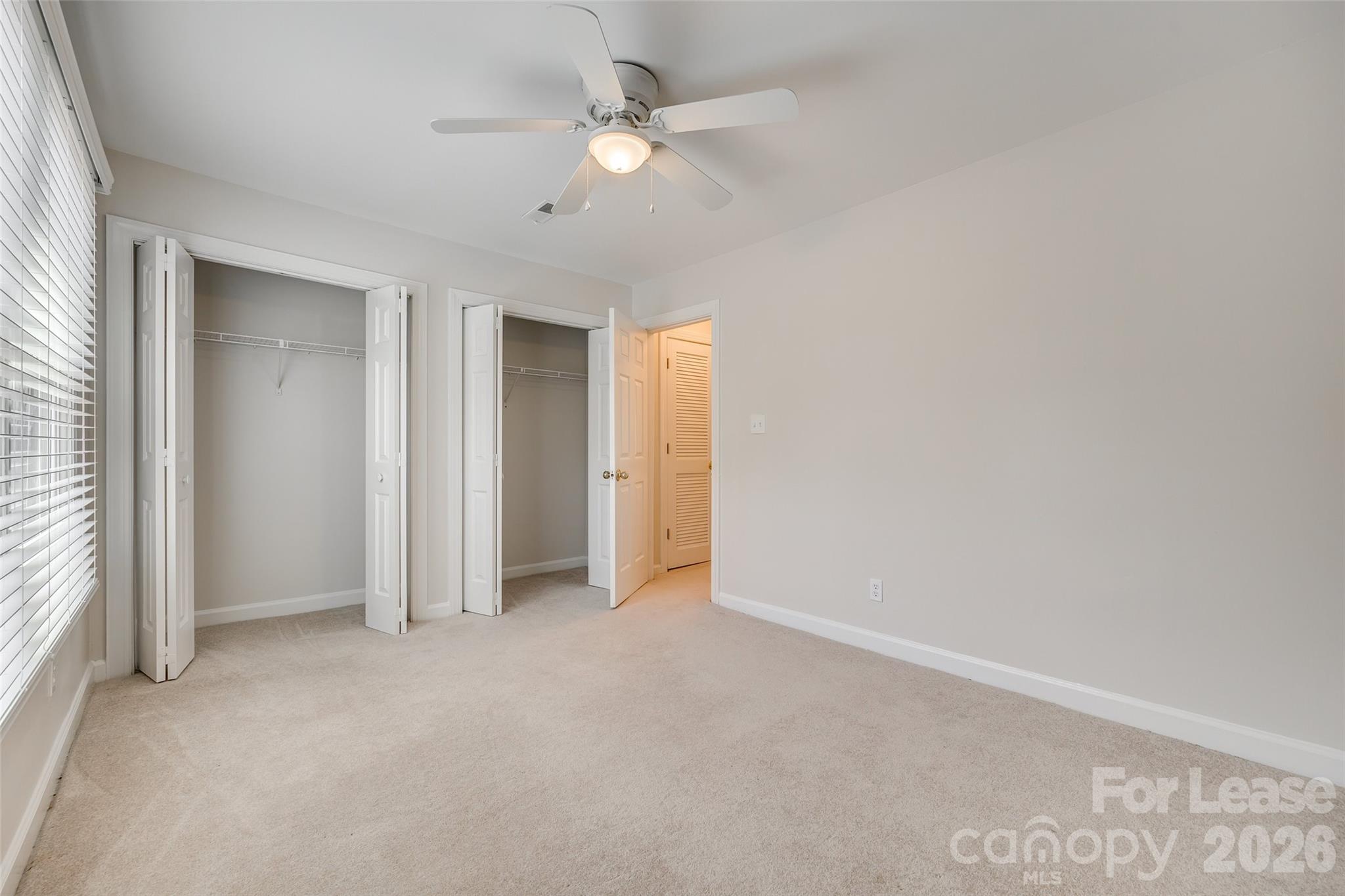 13822 Queens Harbor Road, Unit D Charlotte, NC 28278 - Photo 6 of 37