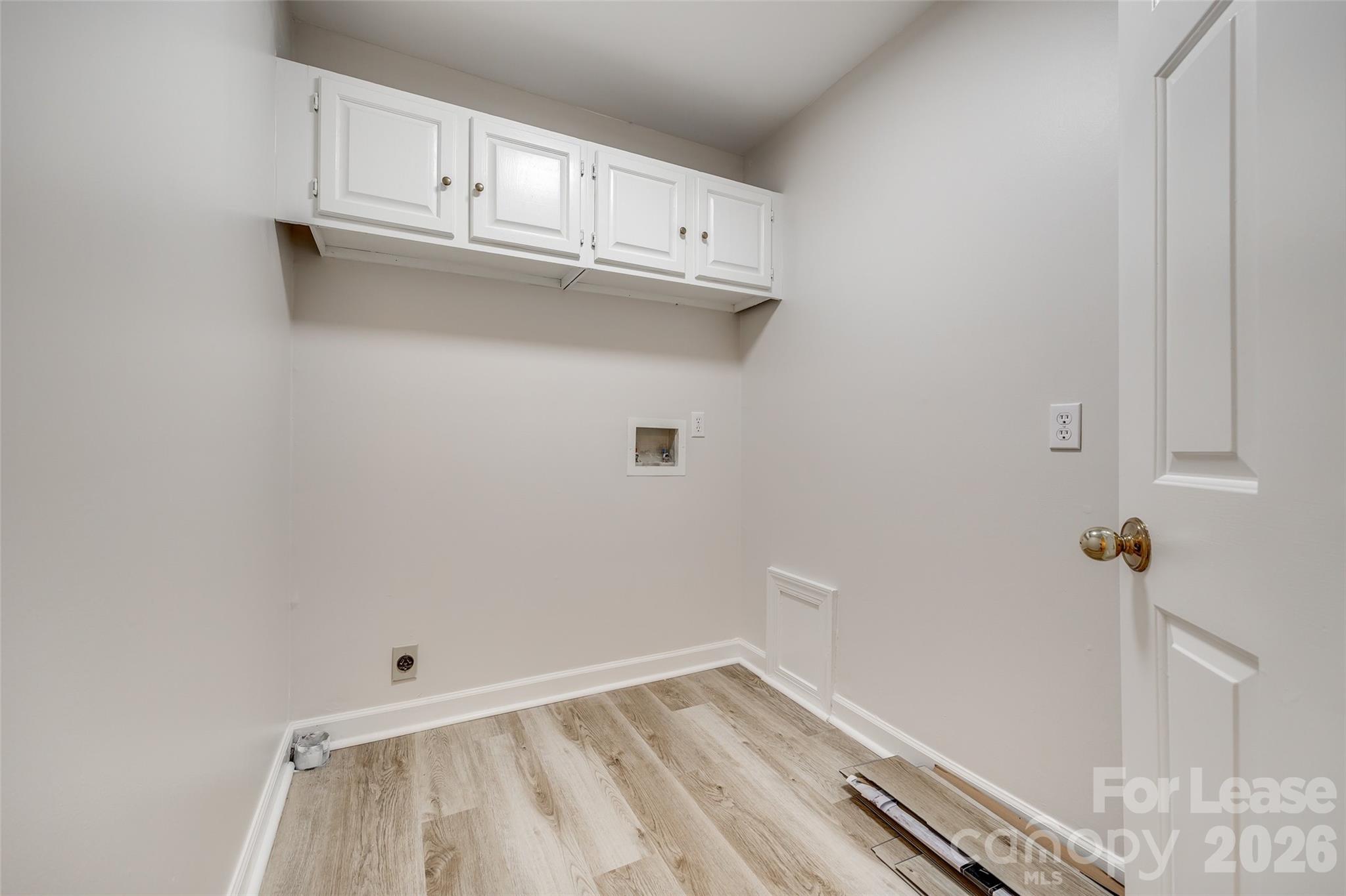 13822 Queens Harbor Road, Unit D Charlotte, NC 28278 - Photo 9 of 37