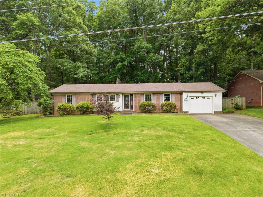 306 Spring Street King, NC 27021 - Photo 1 of 43