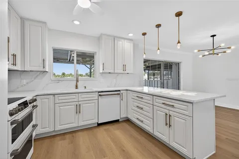 $399,900 | 6497 Cape Hatteras Way Northeast, Unit 3, St. Petersburg, FL 33702
