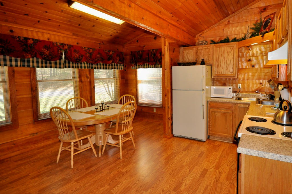 U-1 Sequoyah Village Road Townsend, TN 37882 - Photo 11 of 16 Diane WIlliams Bears Den 052_resized
