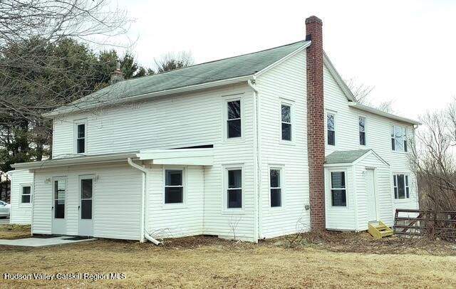 982 South Schodack Road Castleton-on-Hudson, NY 12033 - Photo 2 of 33 front right