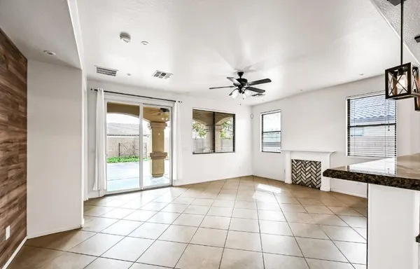 $2,450 | 21429 East Bonanza Way, Queen Creek, AZ 85142