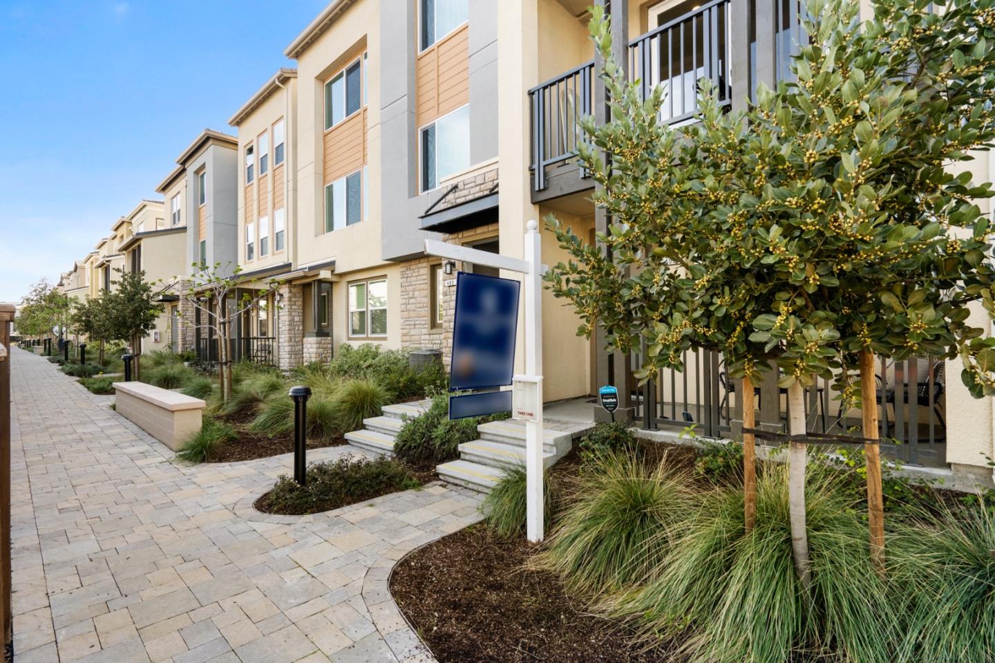 495 Snap Dragon Street Milpitas, CA 95035 - Photo 2 of 33 a view of a building with a garden