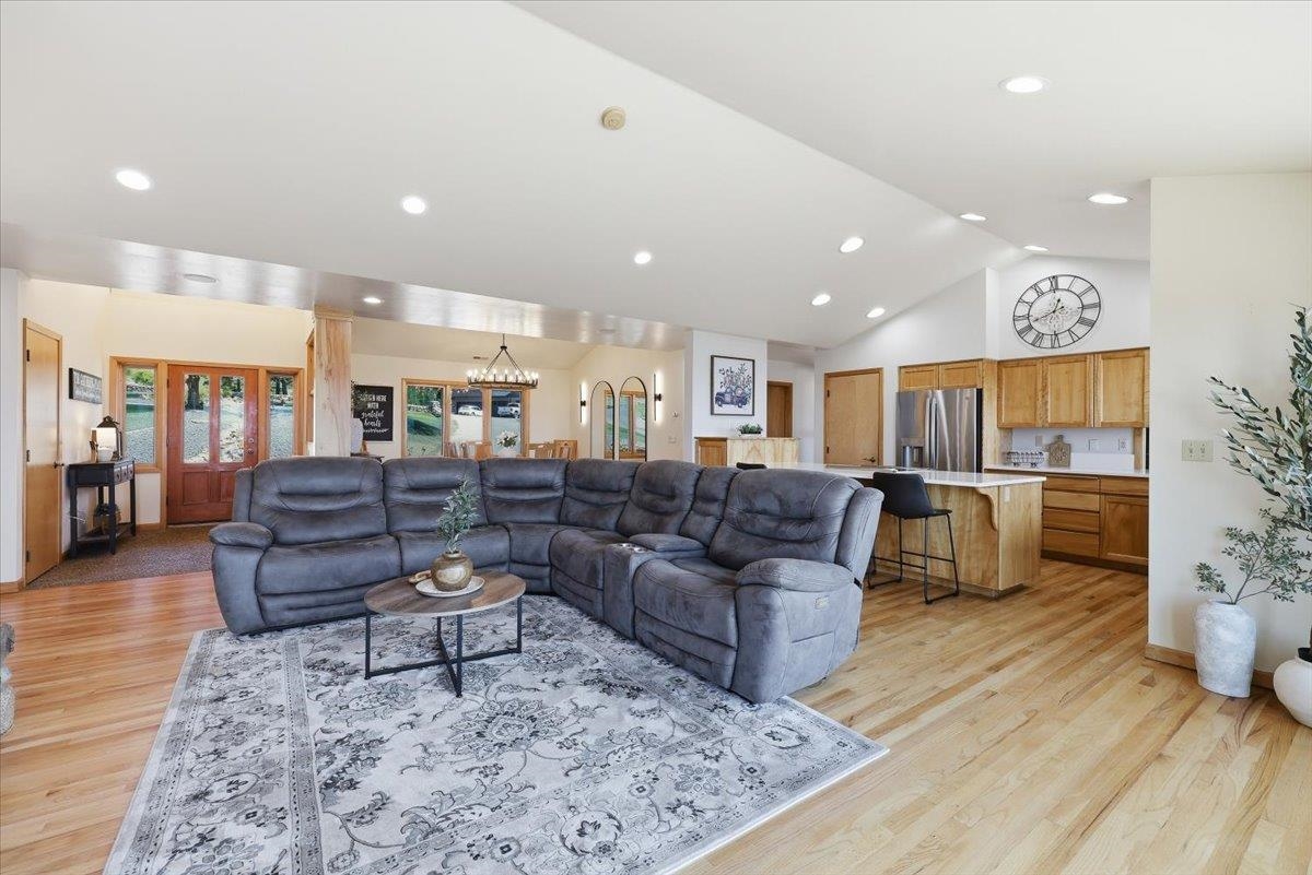 16211 East Jacobs Lane Spokane, WA 99217 - Photo 15 of 43